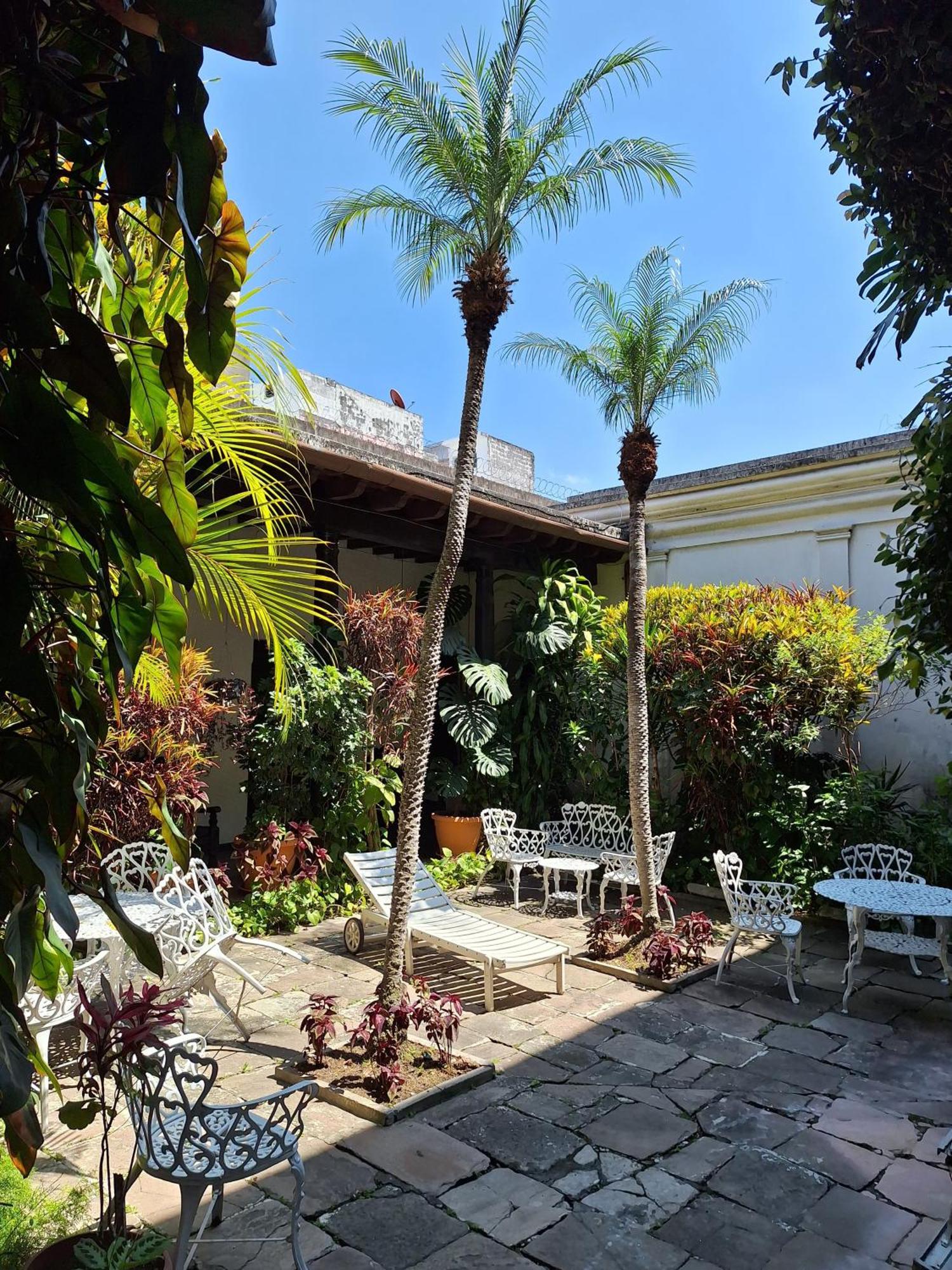 Hotel Spring Guatemala City Bagian luar foto